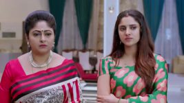 Oorvasivo Rakshasivo S01 E138 Purushotham, Rakshitha in a Bind