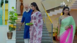 Yeto Vellipoyindhi Manasu S01 E129 A Concern for Manikyam