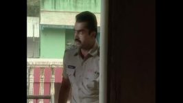 Adaalat S01E67 Dave Hiraasat Mein Part - 1 Full Episode