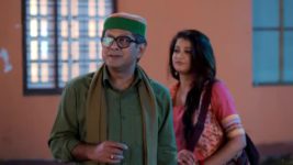 Ekhane Aakash Neel Season 2 S01E82 Ujaan Is Lost in Thought Full Episode