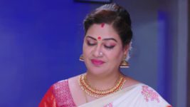 Guppedantha Manasu S01E437 Vasudhara in a Fix Full Episode