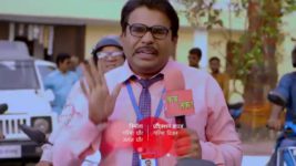 Har Shaakh Pe Ullu Baithaa Hai S01E17 Chaitu Names the Bridge Full Episode