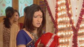 Kumkum Ek Pyara Sa Bandhan S10 E06 A Bride's Dress for Kumkum?