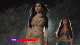 Naagin (Colors Bangla) S06 E28 Pratha fights with Shanglira