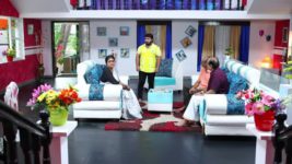 Nenjam Marapathillai S01E41 Are Vikram, Sathya Over? Full Episode