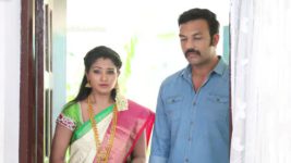 Nenjam Marapathillai S01E43 Saranya Reveals the Truth Full Episode