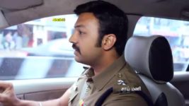 Nenjam Marapathillai S01E74 Saranya Meets Her Professor Full Episode