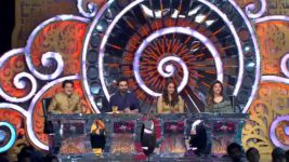 Om Shanti Om S01E23 Race to the Fantastic Five Full Episode