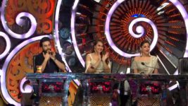 Om Shanti Om S01E26 And the Three Finalists Are... Full Episode