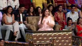 The Kapil Sharma Show S02E85 Bulls Eye With Tapsee and Bhumi