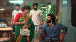 Yed Lagla Premach (Star Pravah) S01 E17 Shashikala Invites Raaya