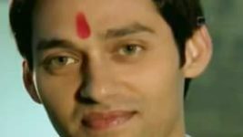 Hitler Didi S01 E18 30th November 2011