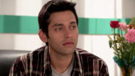 Hitler Didi S01 E213 18th March 2021