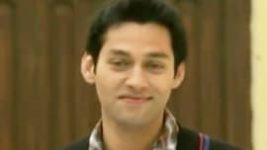 Hitler Didi S01 E24 8th December 2011