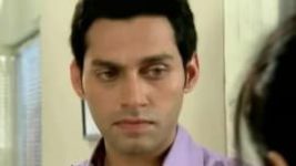 Hitler Didi S01 E393 17th May 2013