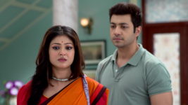 Tumi Ashe Pashe Thakle S01 E237 Paro to Separate Deb, Parvati?