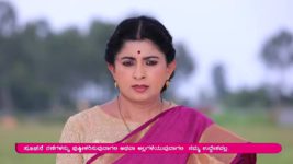 Lakshmi Baramma S02 E418 Vaishnav performs last ritual of Keerthi