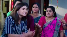 Pallakilo Pellikuturu S01 E44 Vaishali Grows Jealous