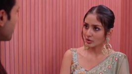 Parineeti (Colors tv) S01 E833 Parineet and Rajeev get trapped!