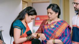 Udne Ki Aasha S01 E154 What Is Renuka Hiding?