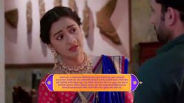 Premachi Gosht S01 E322 Mukta Teaches Savni a Lesson