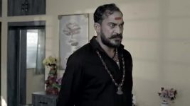 Satyabhama S01 E204 Chakri Confronts Mahadevayya