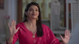 Tharala Tar Mag S01 E587 Priya Seizes the Medicines