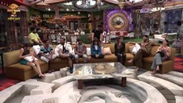 Bigg Boss Marathi S05 E53 Gas Varun Zhala Bhandan!