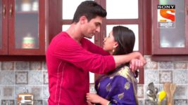 Sare Tujhyach Sathi S01 E69 Shruti Pictures Her Diwali With Kartik