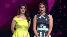 Sixth Sense S05 E21 Varalakshmi, Bindu on the Show