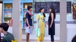 Tu Bhetashi Navyane S01 E58 Arpita Tells Gauri About Abhimanyu's Past