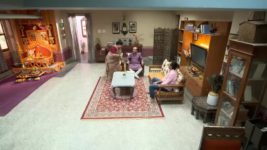 Aai Kuthe Kay Karte S01 E1449 Anirudh Calls for a Discussion