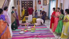 Idhayam S01 E405 18th October 2024