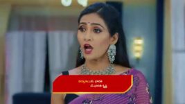 Karthika Deepam S02 E170 Sumithra in a Bind