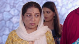 Tharala Tar Mag S01 E598 Suman Welcomes Pratima