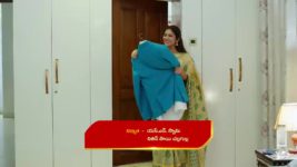 Yeto Vellipoyindhi Manasu S01 E258 Nandhini on a Mission