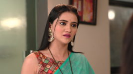 Laxmichya Paaulanni S01 E272 Naina's Cruel Behaviour