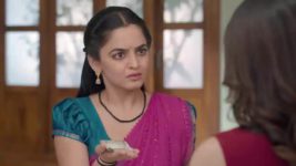 Udne Ki Aasha S01 E258 Sayali Is Hurt by Riya's Offer