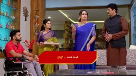 Paape Maa Jeevana Jyothi S01 E1117 Hymavathi Confronts Seenu